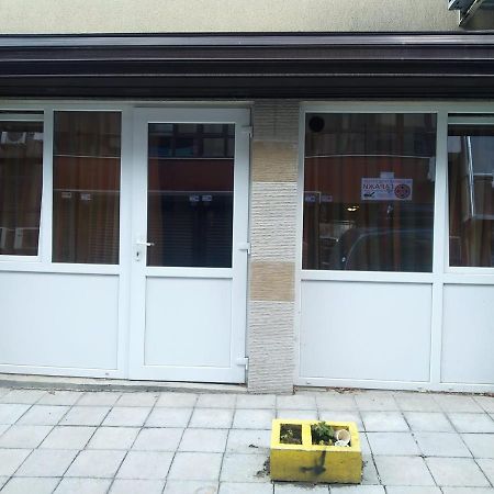Appartement Апартамент Средна Гора à Varna Extérieur photo